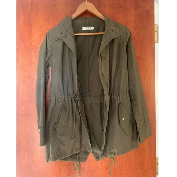 Army Green Jacket - Picture 1 of 3